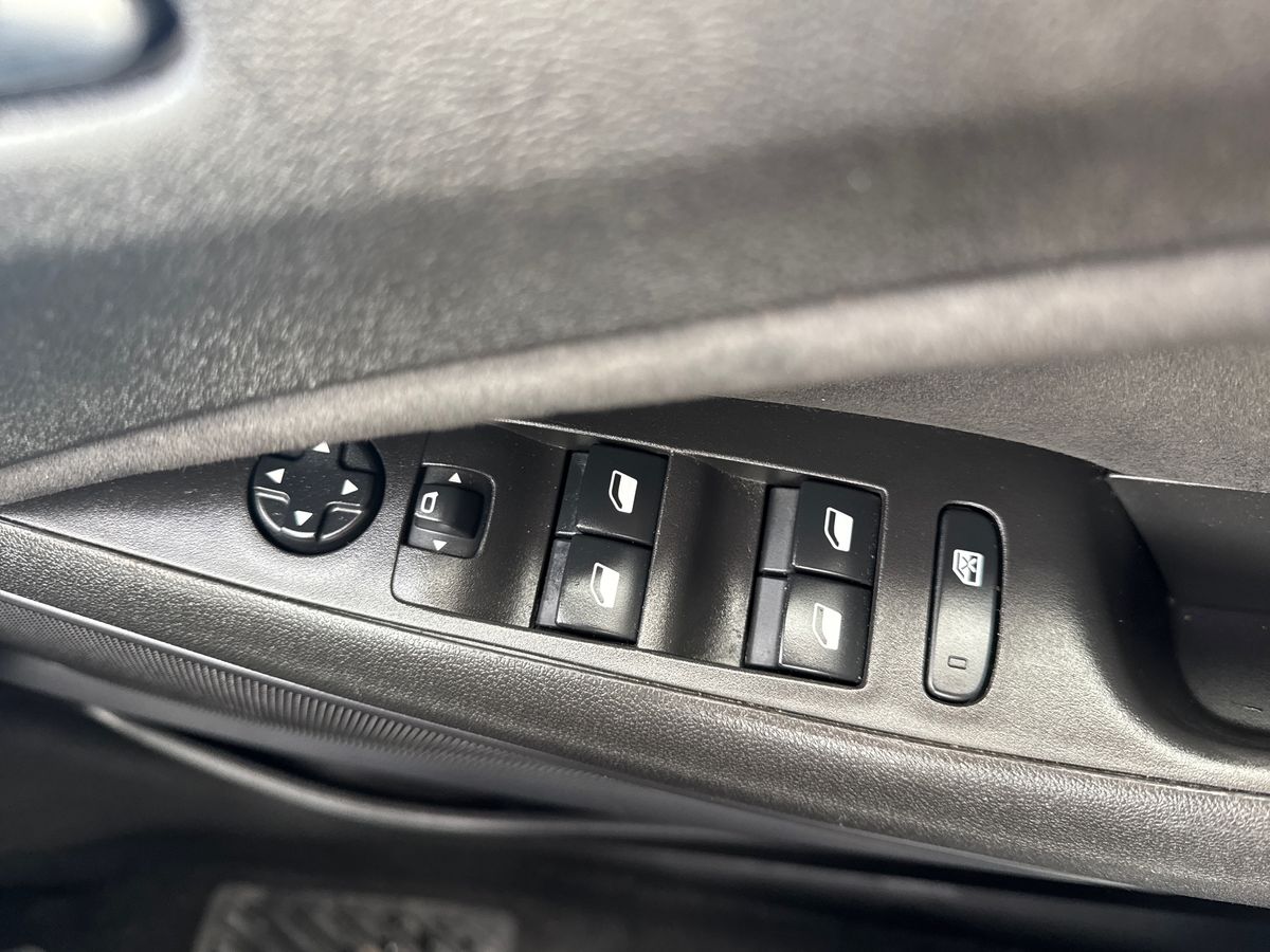 Used Vauxhall Crossland 2022 for sale - 77978989: Photo 20