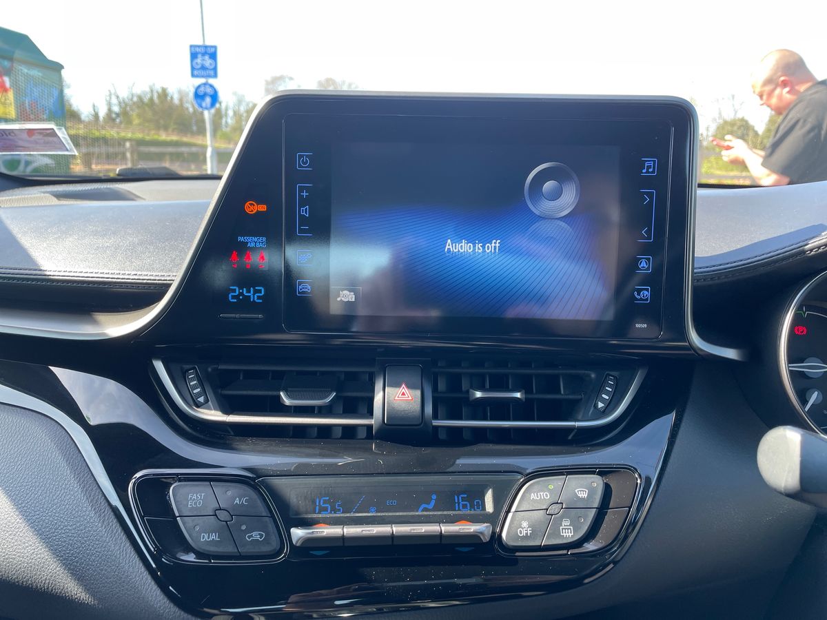 Used Toyota C-HR 2019 for sale - 78117805: Photo 18