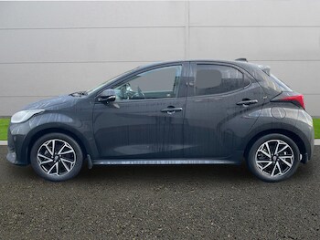 Used Toyota Yaris 2021 for sale - 77285583: Photo