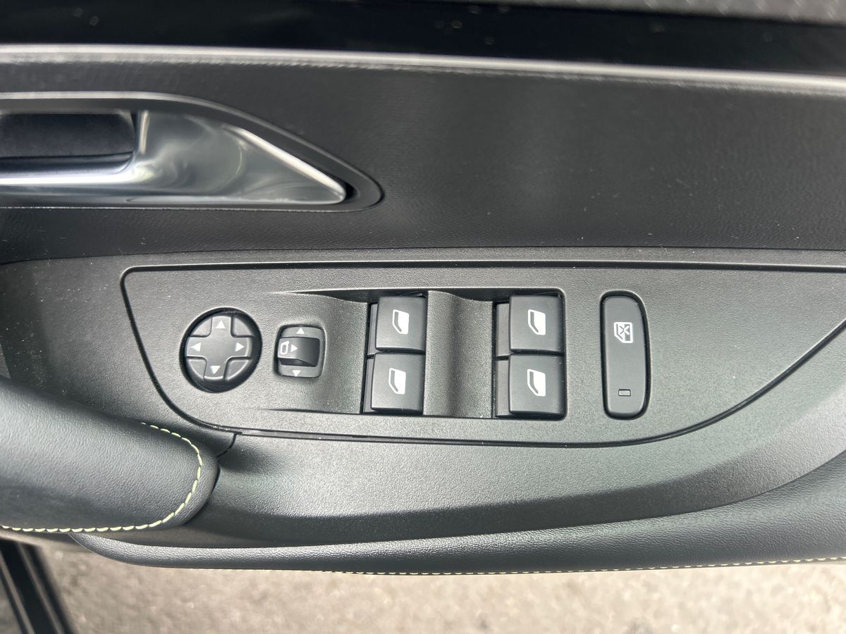 Used Peugeot 2008 2022 for sale - 78129001: Photo 20