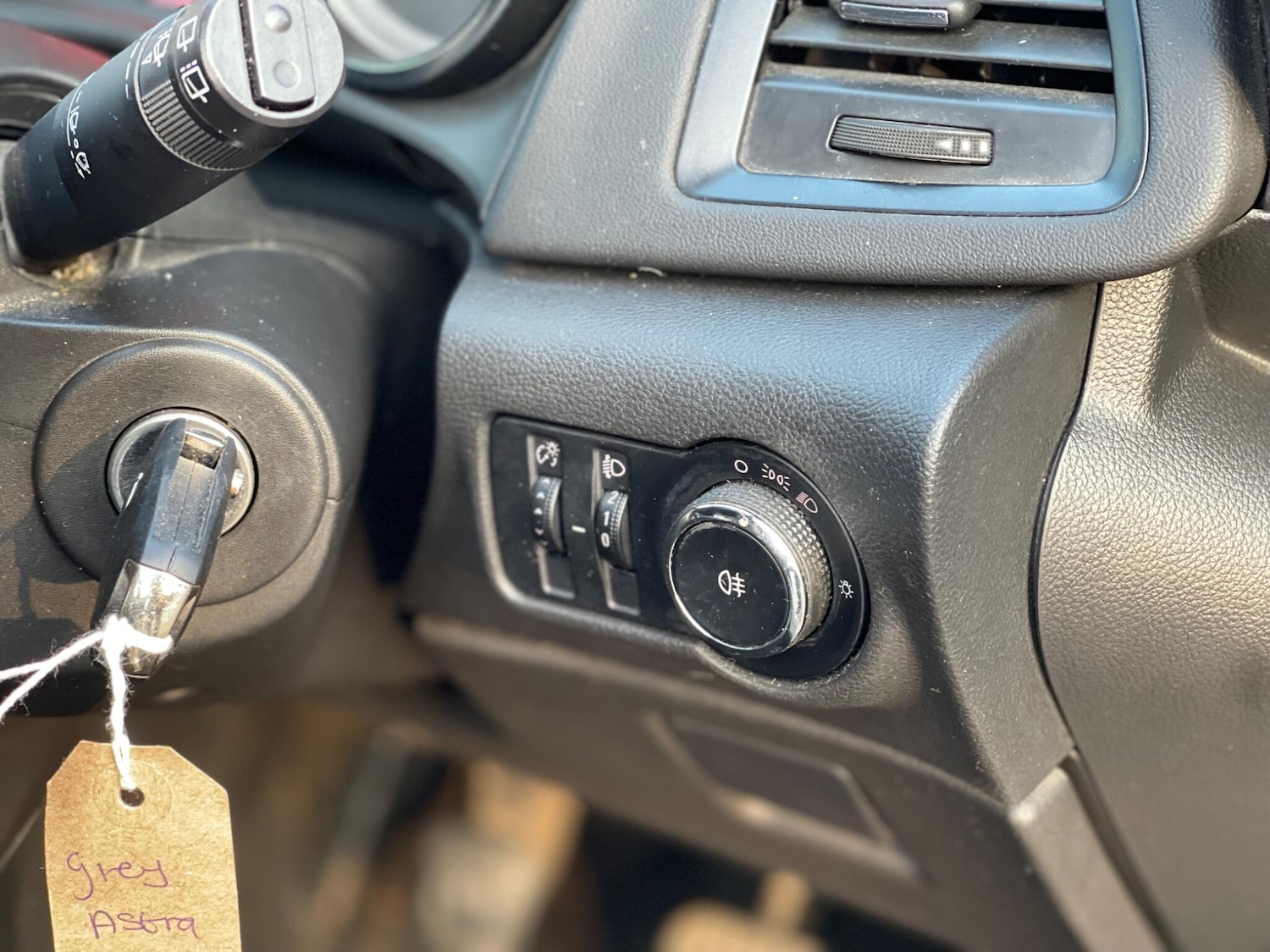 Used Vauxhall Astra 2012 for sale - 77982294: Photo 19