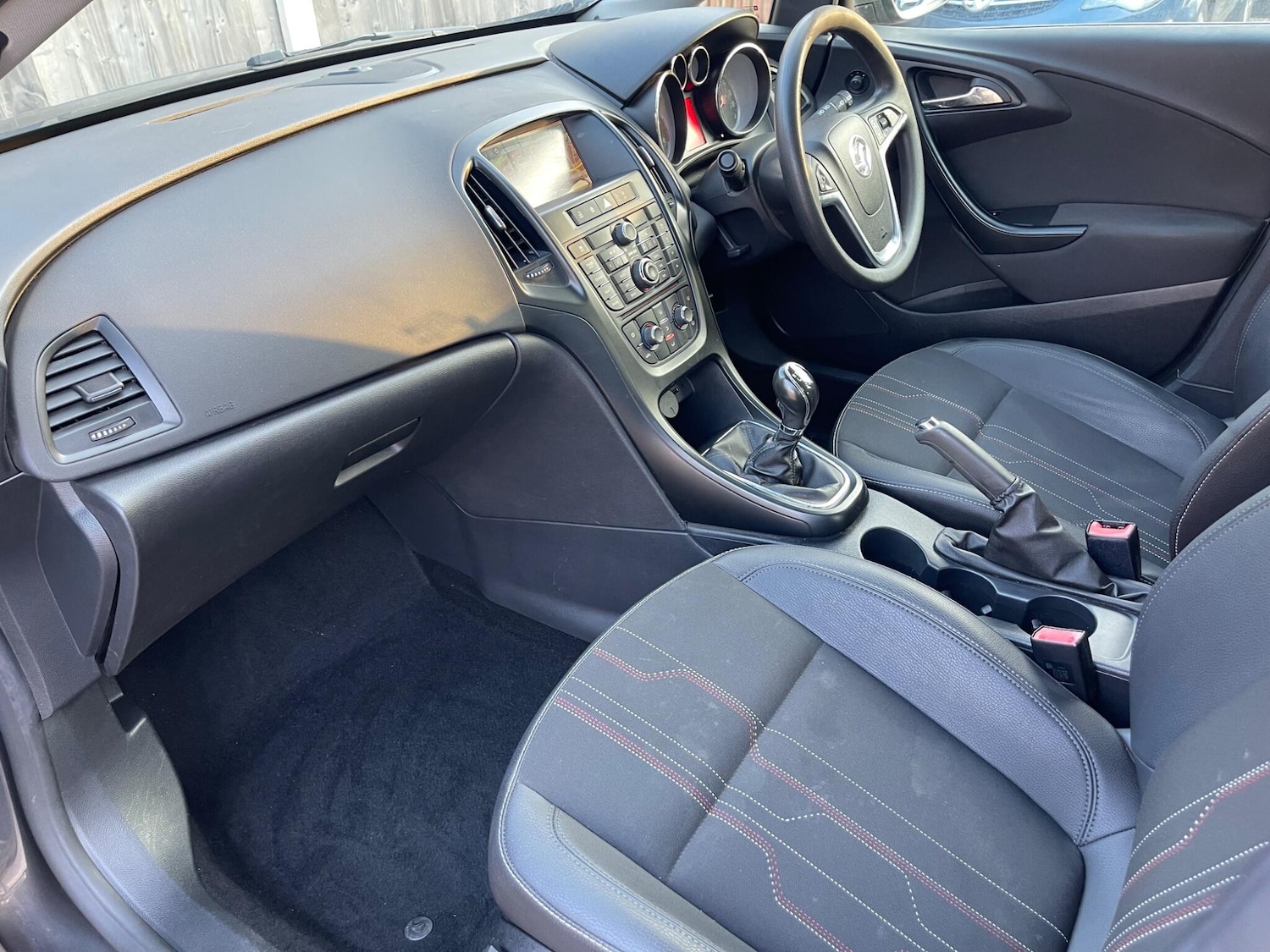 Used Vauxhall Astra 2012 for sale - 77982294: Photo 31