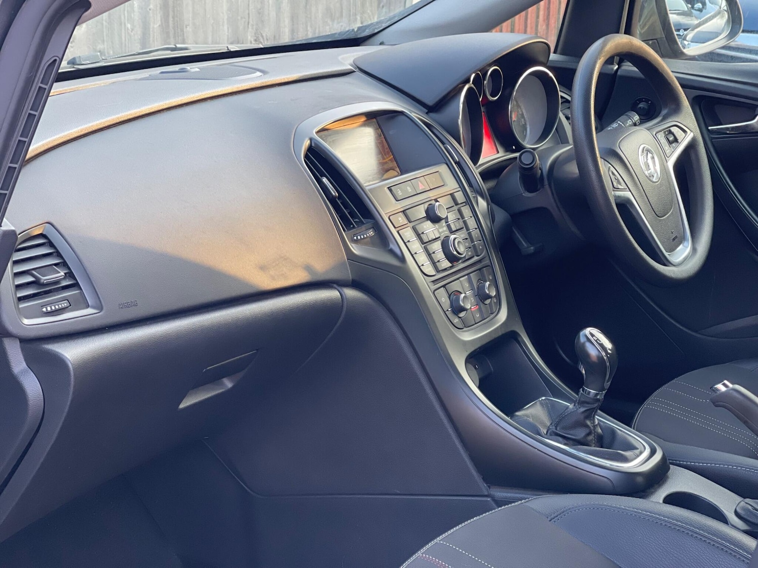 Used Vauxhall Astra 2012 for sale - 77982294: Photo 33