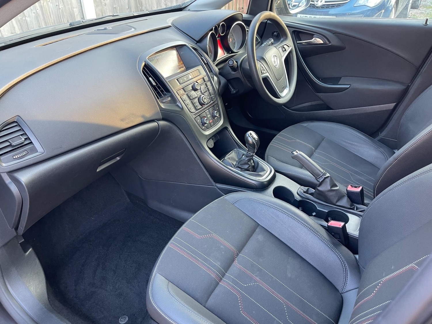 Used Vauxhall Astra 2012 for sale - 77982294: Photo 34