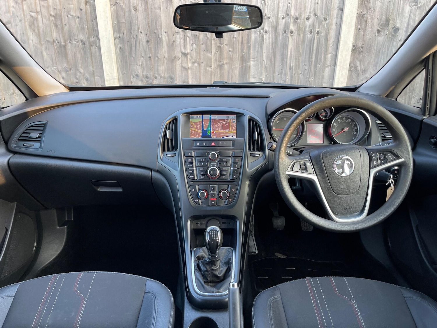 Used Vauxhall Astra 2012 for sale - 77982294: Photo 36