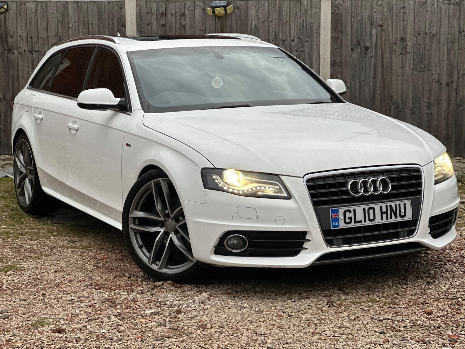 Used Audi A4 2010 for sale - 76473738: Photo 1