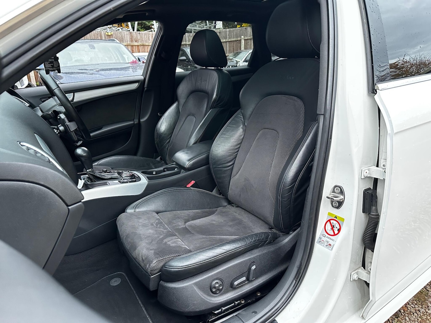 Used Audi A4 2010 for sale - 76473738: Photo 48