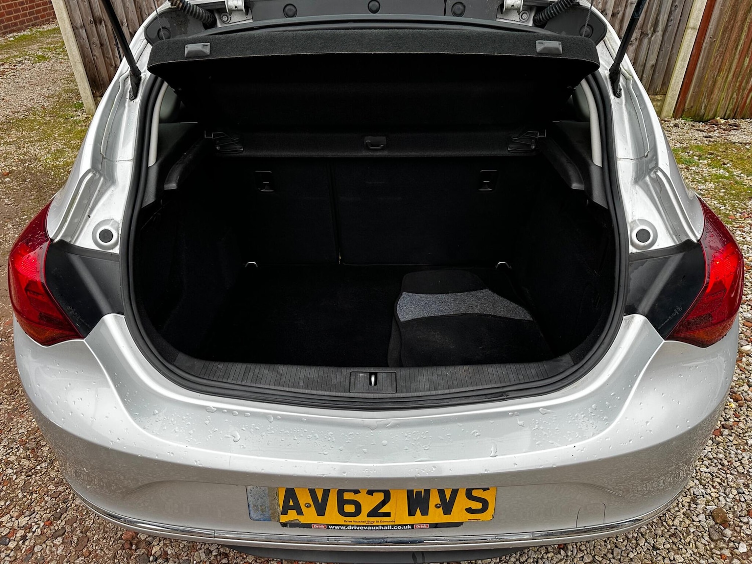 Used Vauxhall Astra for sale - 77496956: Photo 15