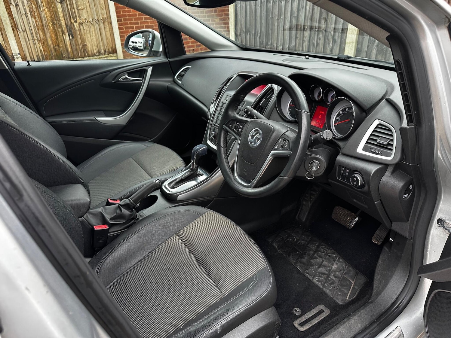 Used Vauxhall Astra for sale - 77496956: Photo 21