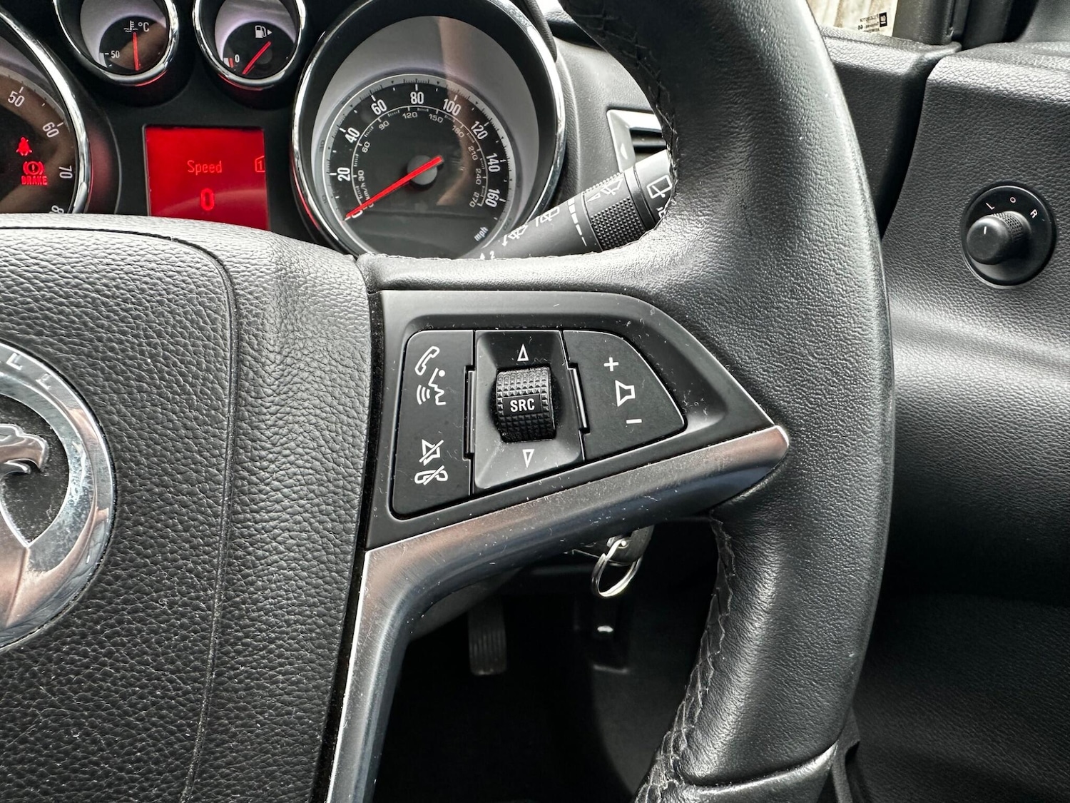 Used Vauxhall Astra for sale - 77496956: Photo 42