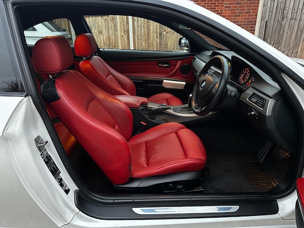 Used BMW 3 Series 2012 for sale - 76314899: Photo 24