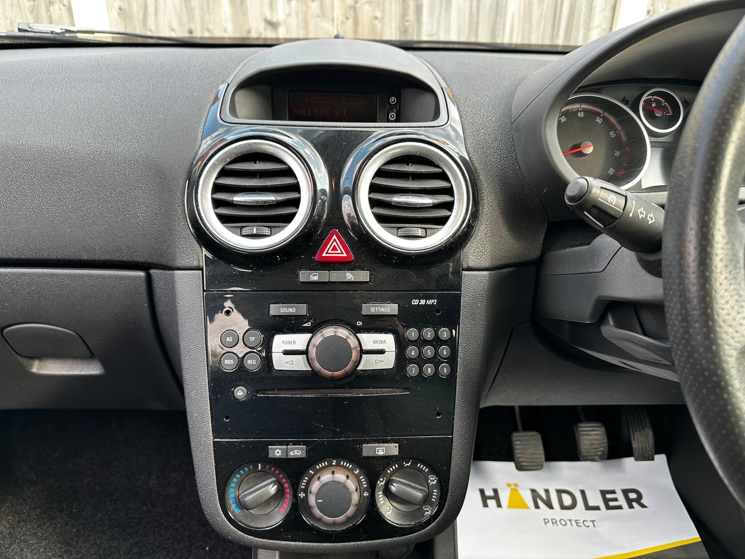 Vehicle 33