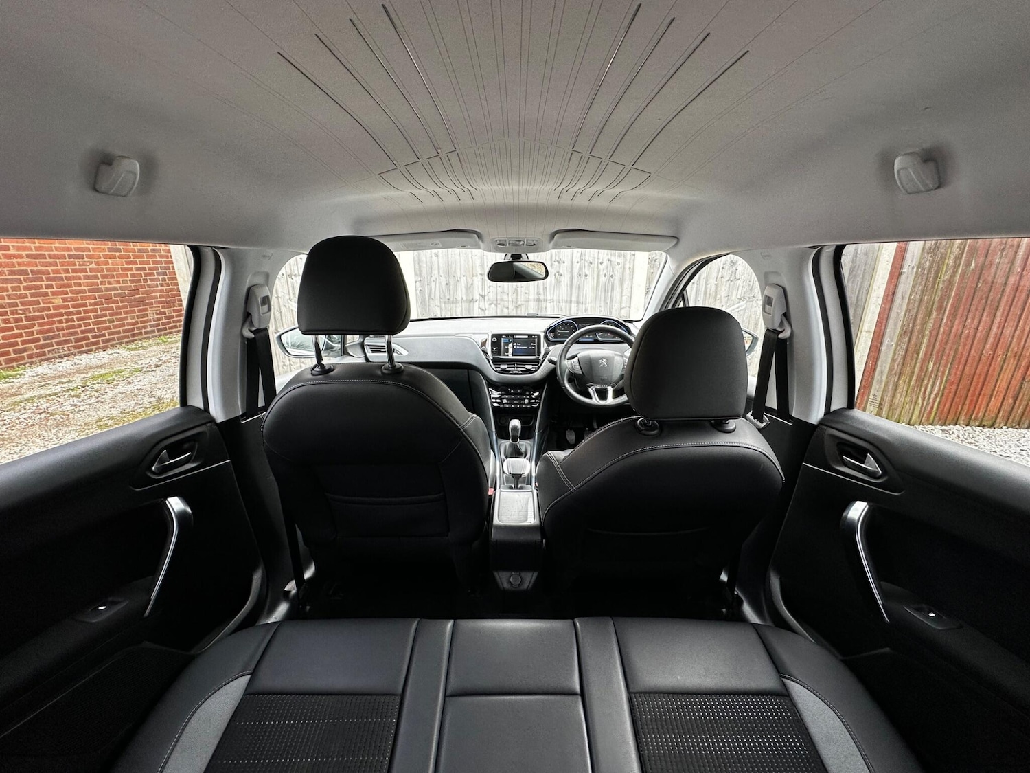 Used Peugeot 2008 2014 for sale - 77737356: Photo 23