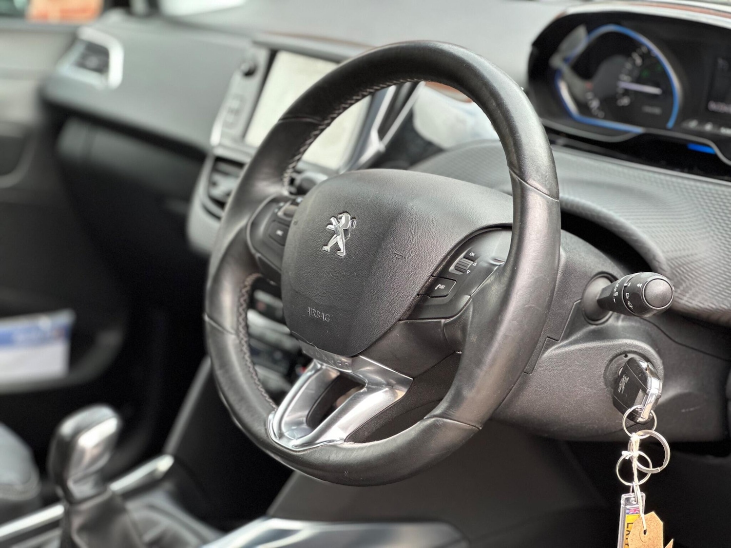 Used Peugeot 2008 2014 for sale - 77737356: Photo 29