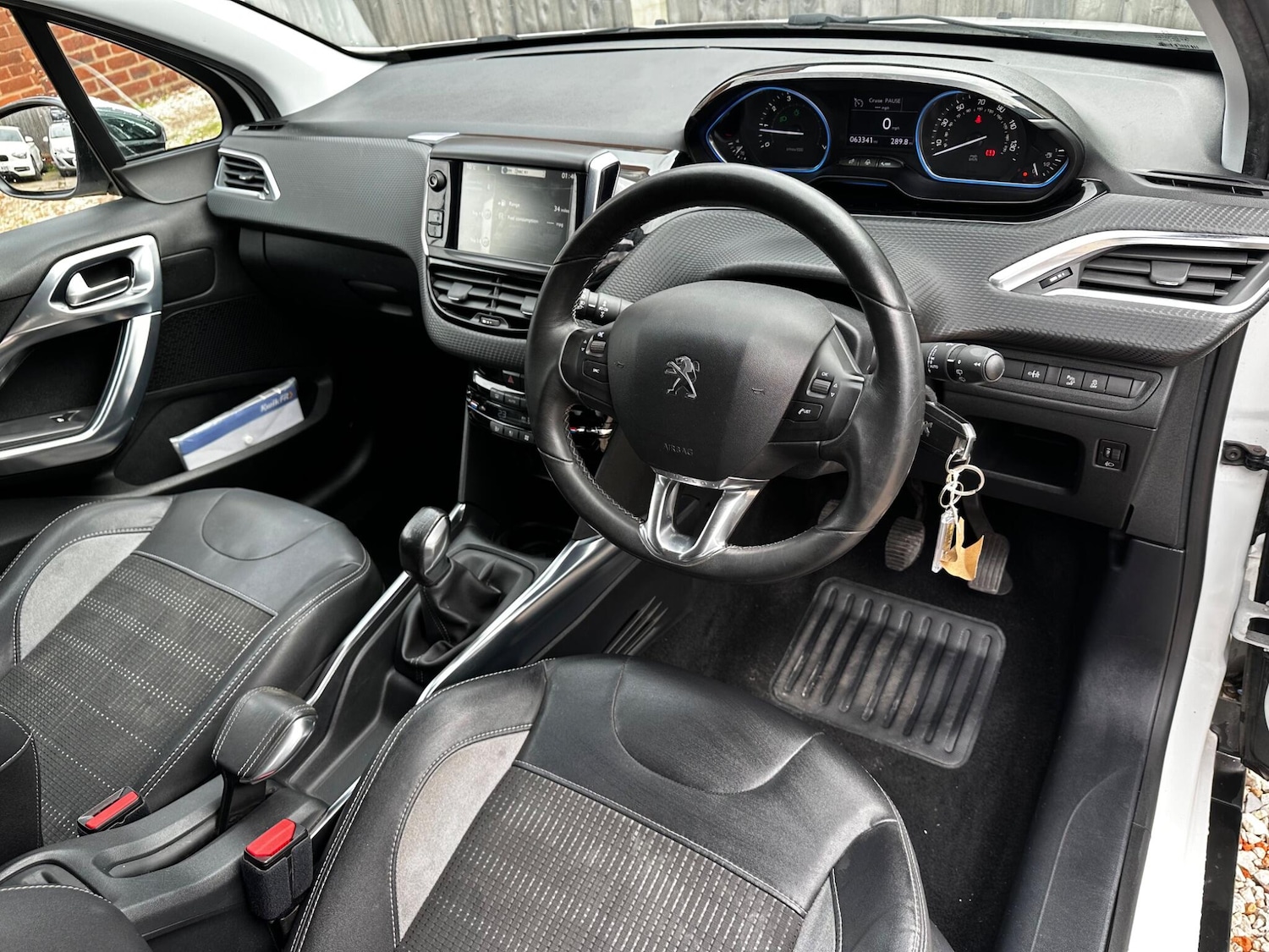 Used Peugeot 2008 2014 for sale - 77737356: Photo 30