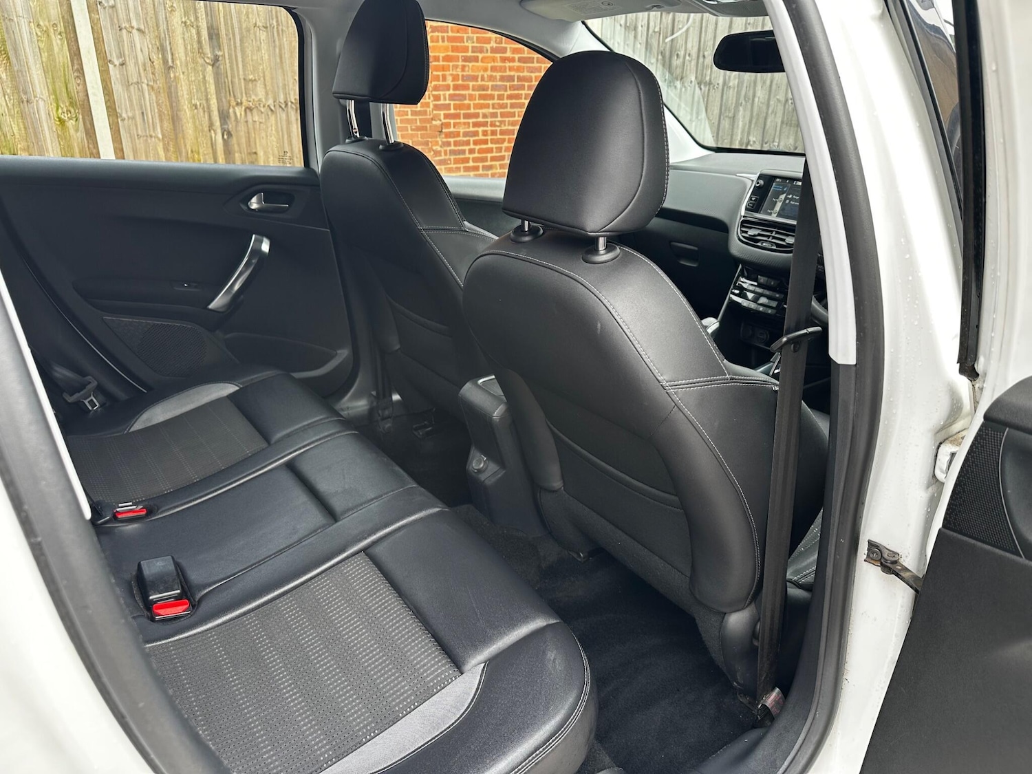 Used Peugeot 2008 2014 for sale - 77737356: Photo 33