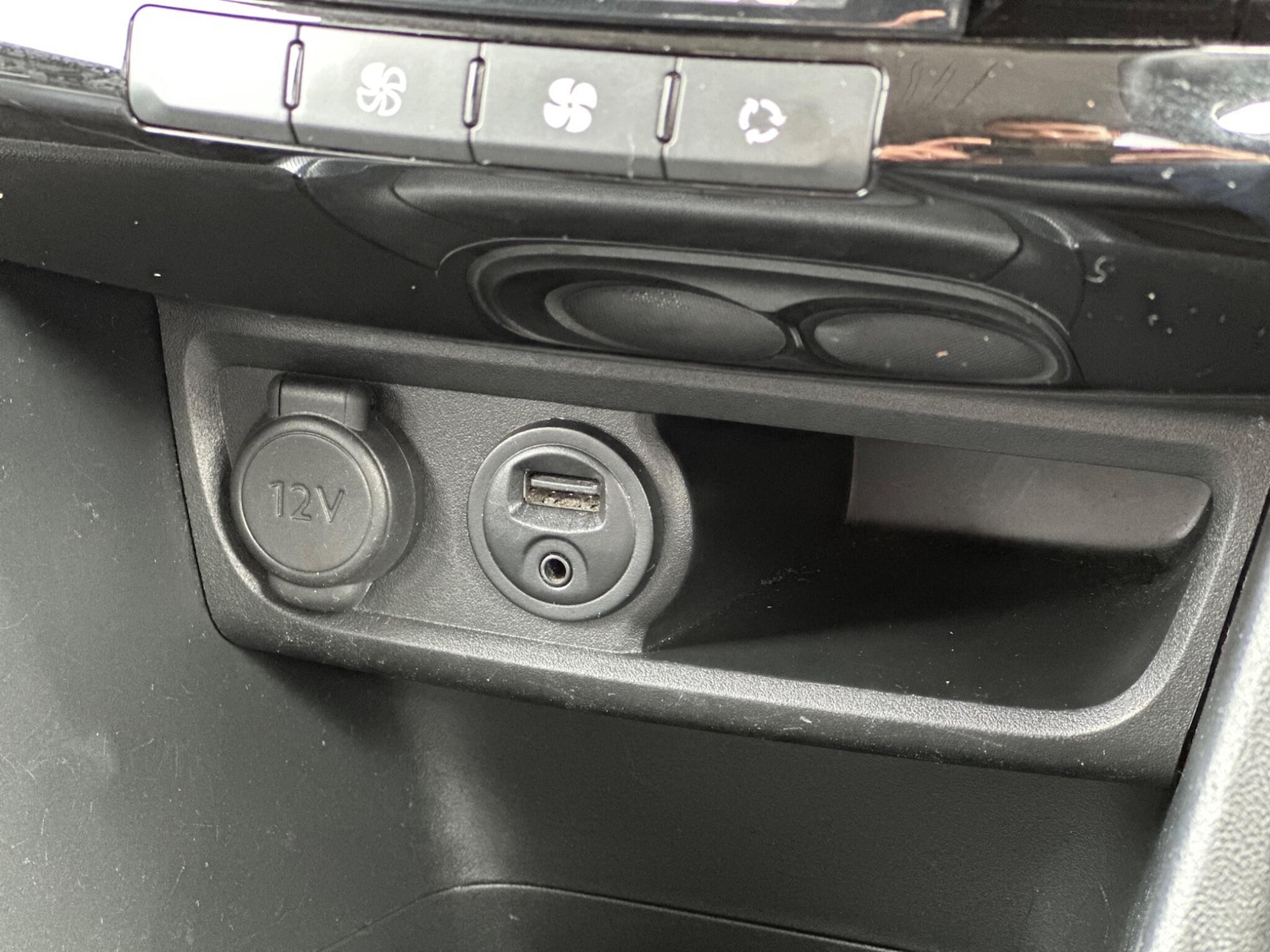 Used Peugeot 2008 2014 for sale - 77737356: Photo 51