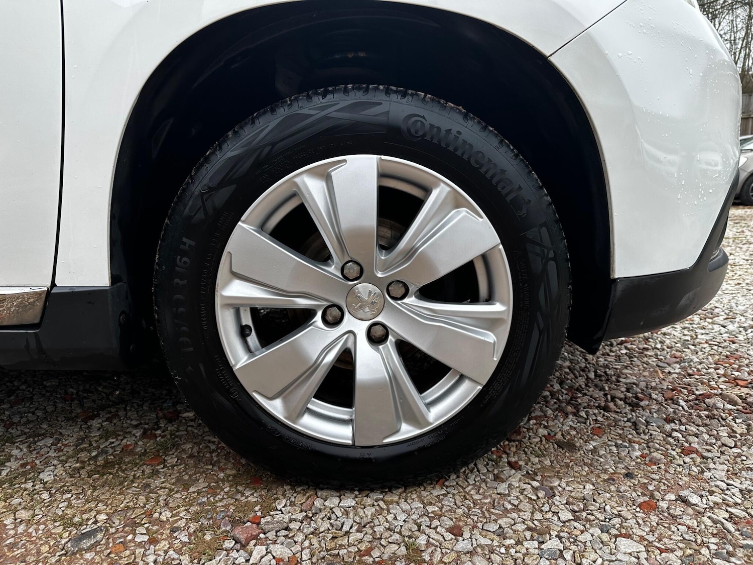 Used Peugeot 2008 2014 for sale - 77737356: Photo 9