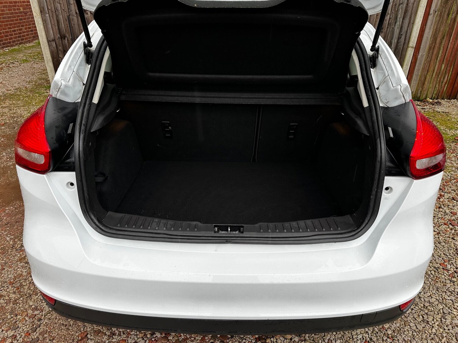 Used Ford Focus for sale - 77497311: Photo 15