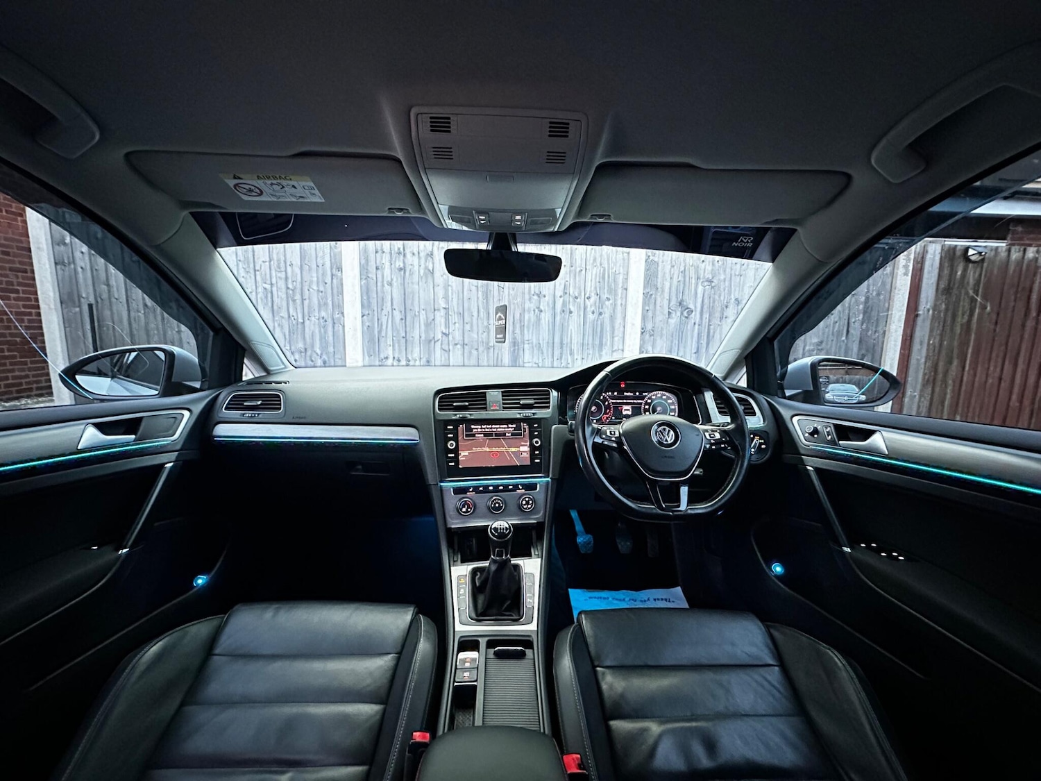 Used Volkswagen Golf 2017 for sale - 77376918: Photo 2