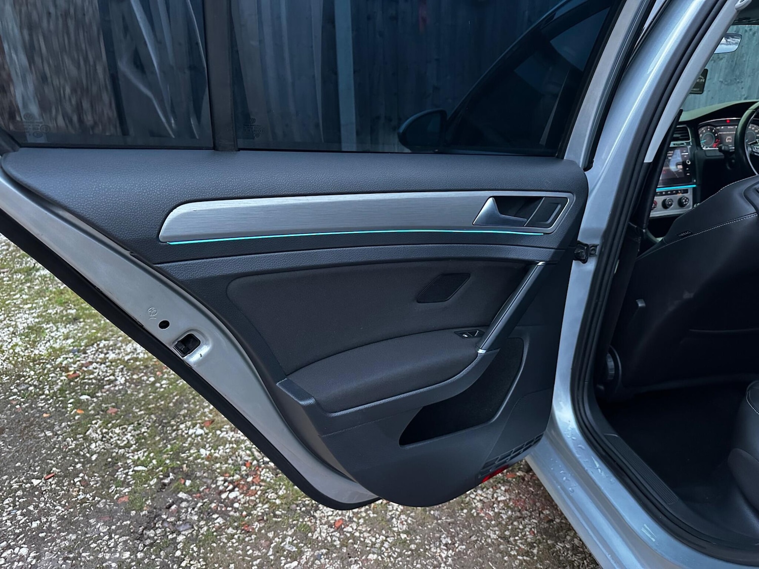 Used Volkswagen Golf 2017 for sale - 77376918: Photo 40