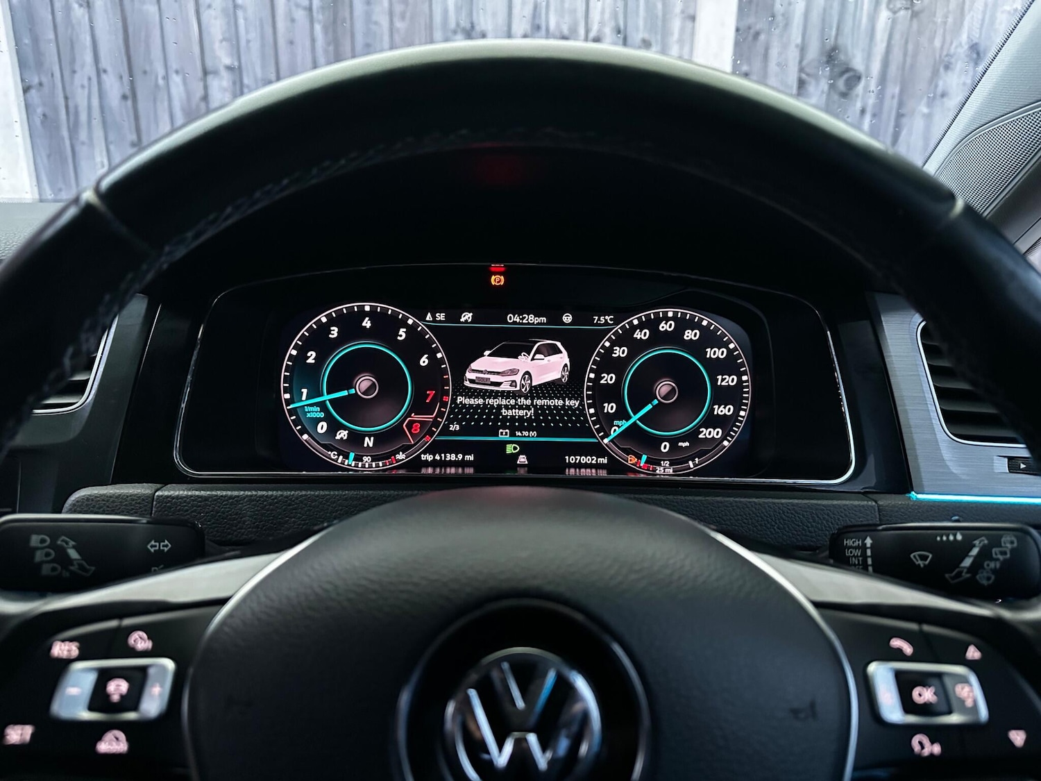 Used Volkswagen Golf 2017 for sale - 77376918: Photo 52