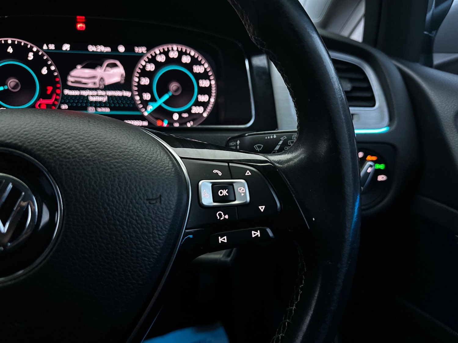 Used Volkswagen Golf 2017 for sale - 77376918: Photo 54