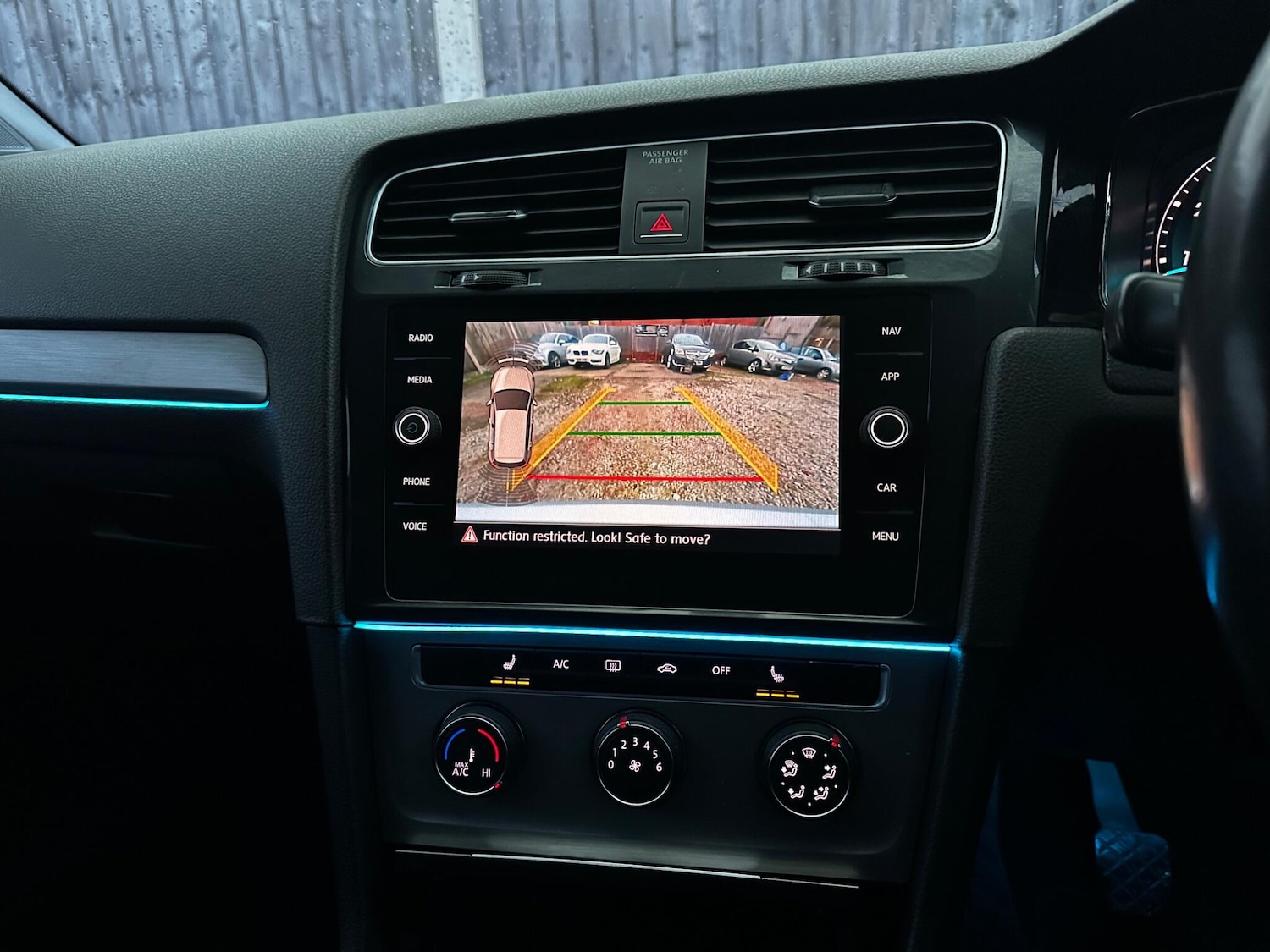 Used Volkswagen Golf 2017 for sale - 77376918: Photo 57