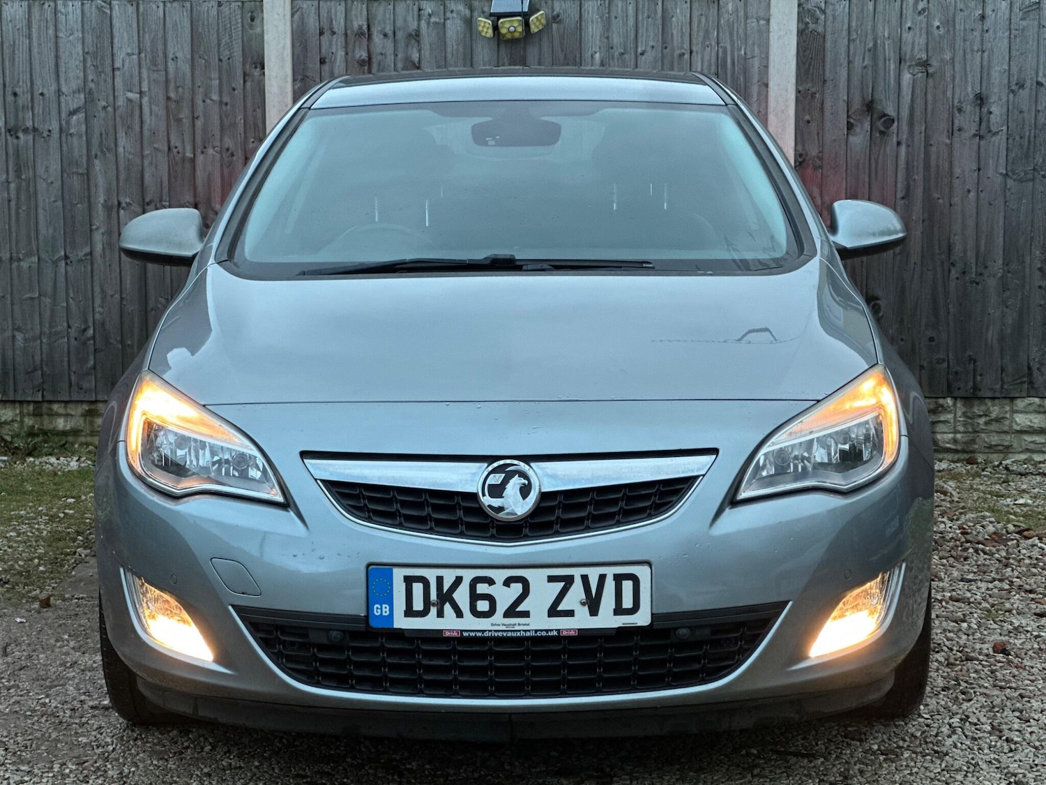 Used Vauxhall Astra 2012 for sale - 77377016: Photo 3