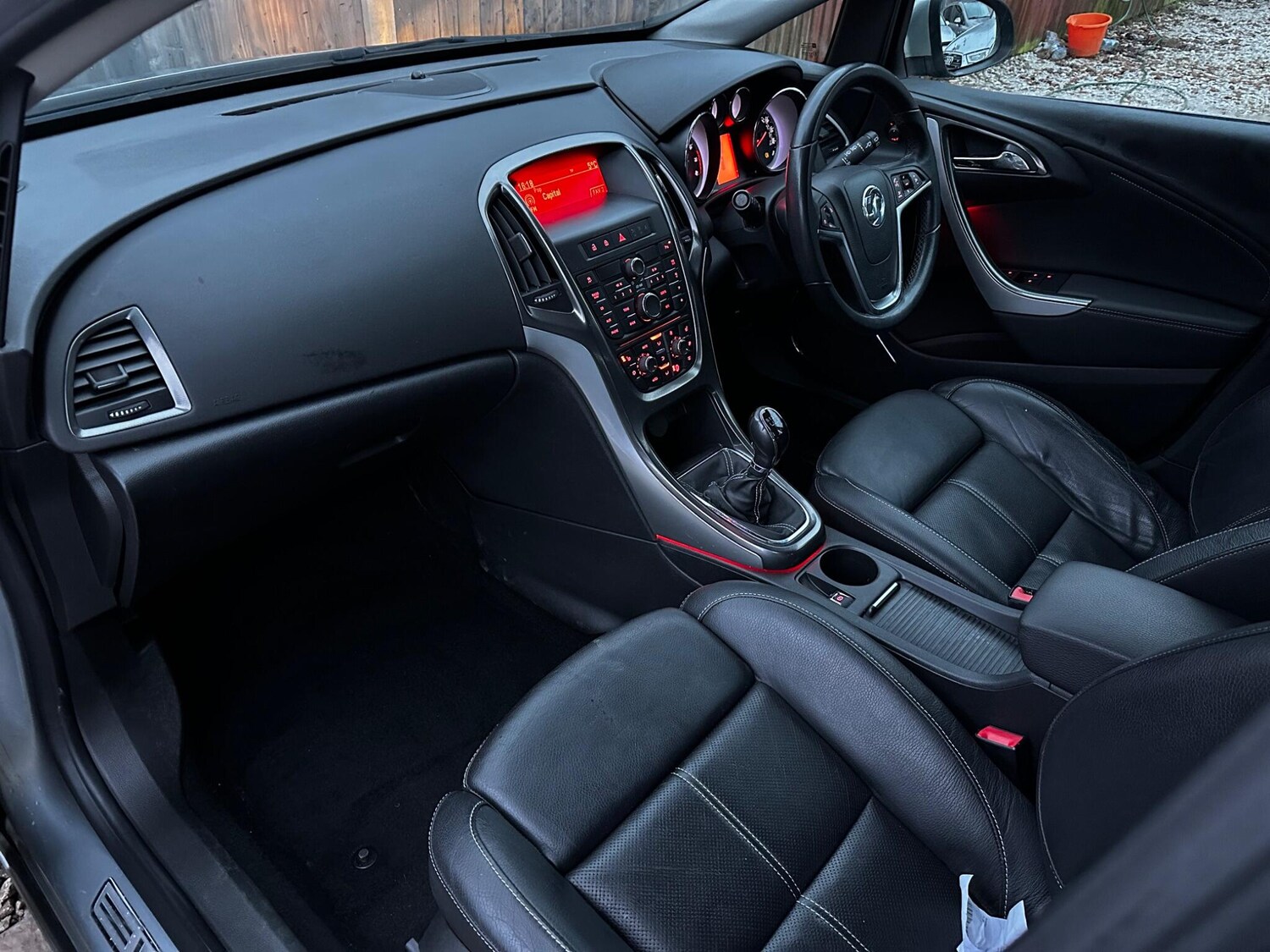 Used Vauxhall Astra 2012 for sale - 77377016: Photo 32