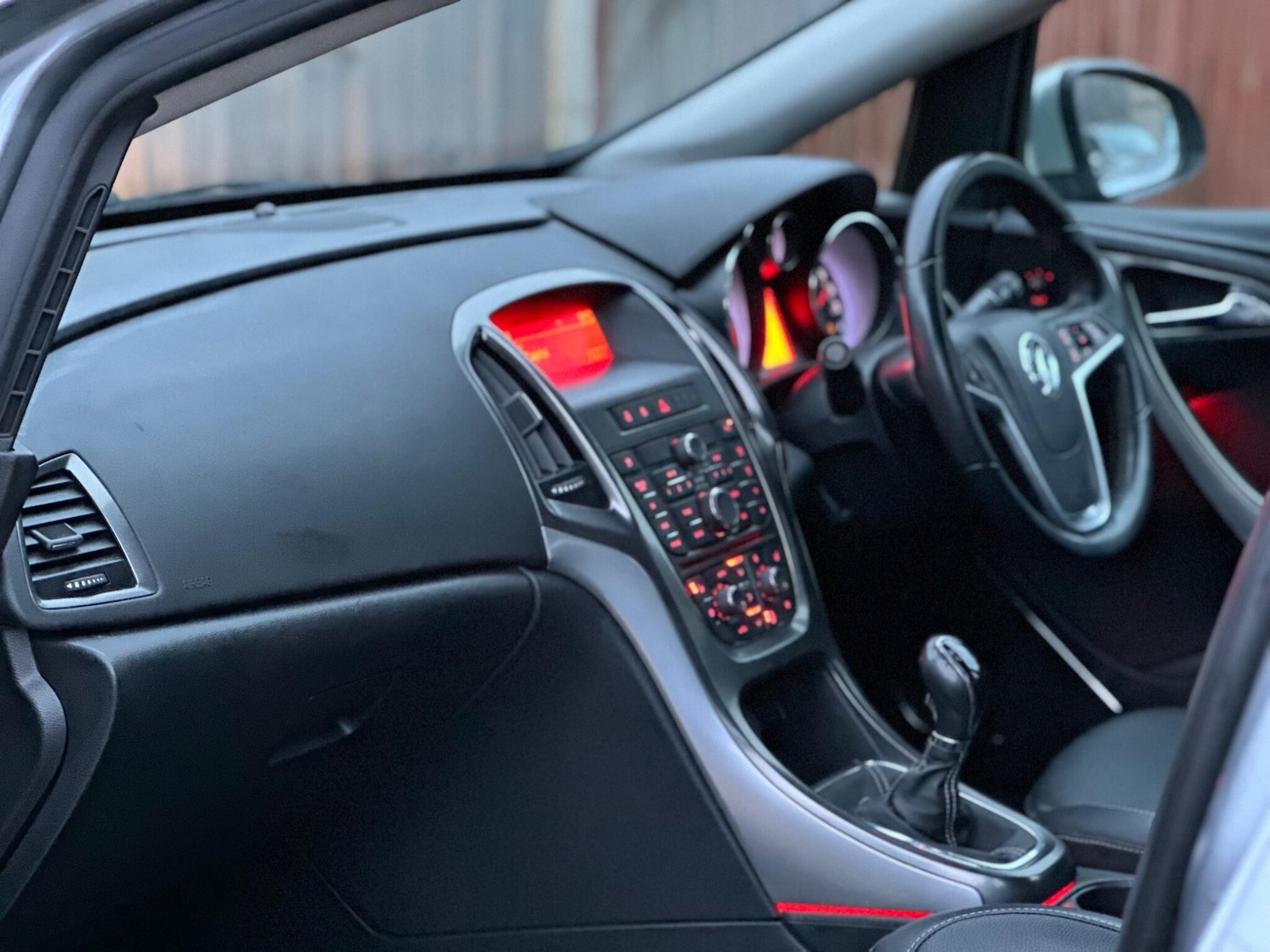 Used Vauxhall Astra 2012 for sale - 77377016: Photo 33