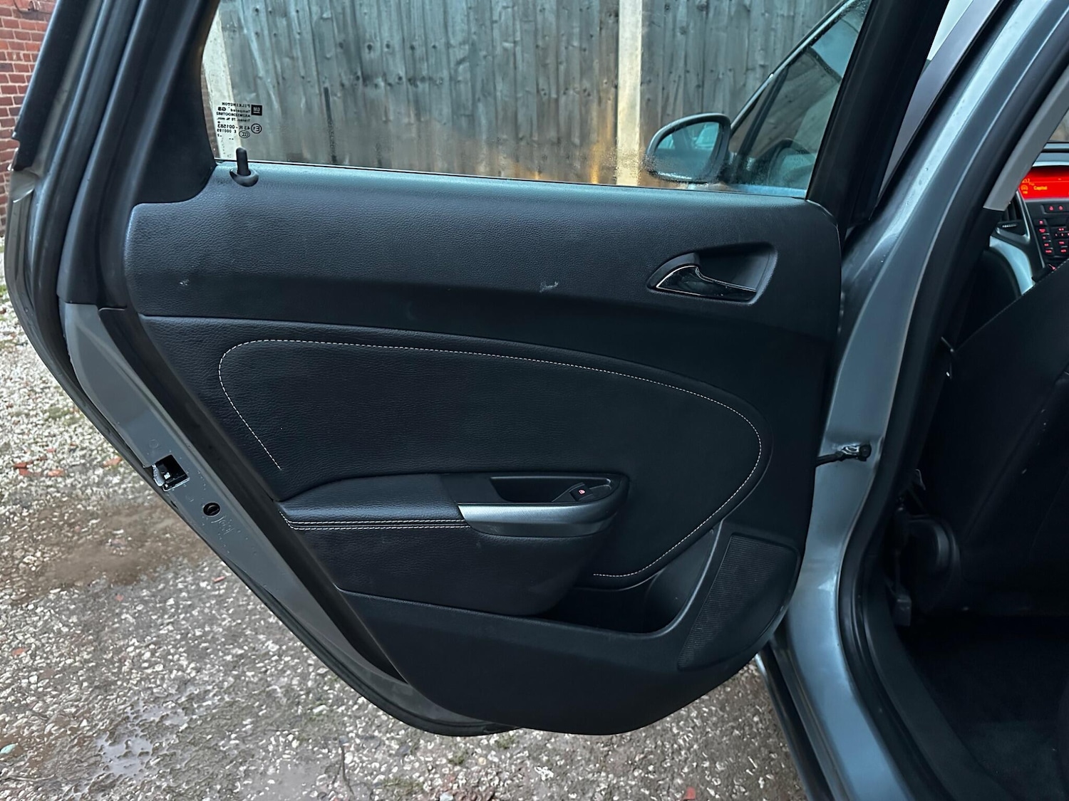 Used Vauxhall Astra 2012 for sale - 77377016: Photo 34