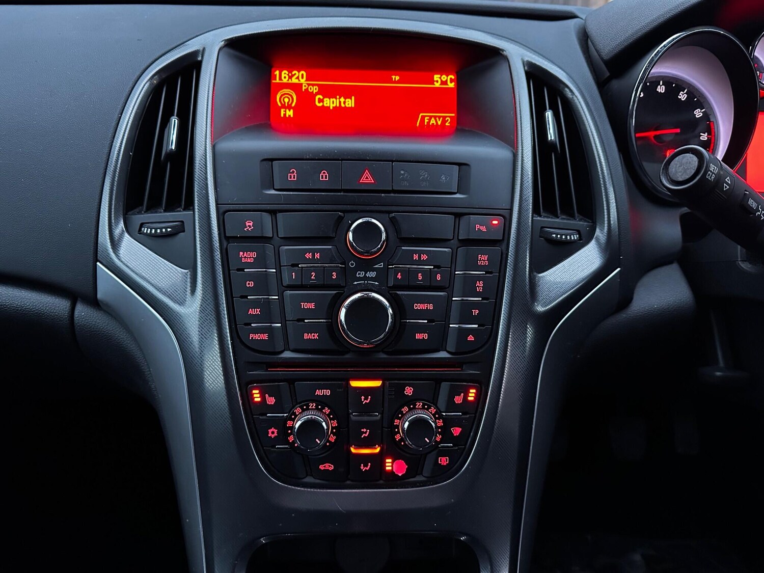 Used Vauxhall Astra 2012 for sale - 77377016: Photo 40