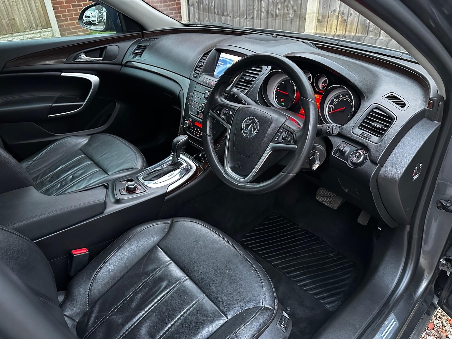 Used Vauxhall Insignia 2011 for sale - 77737358: Photo 25