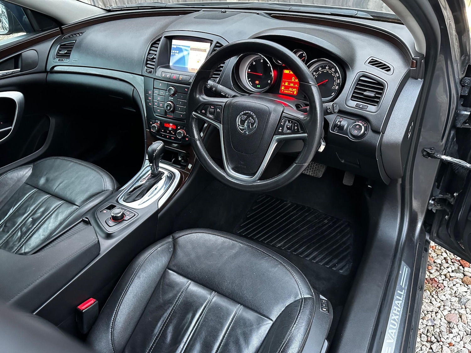 Used Vauxhall Insignia 2011 for sale - 77737358: Photo 35