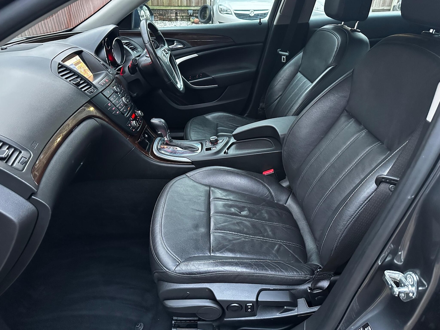 Used Vauxhall Insignia 2011 for sale - 77737358: Photo 49