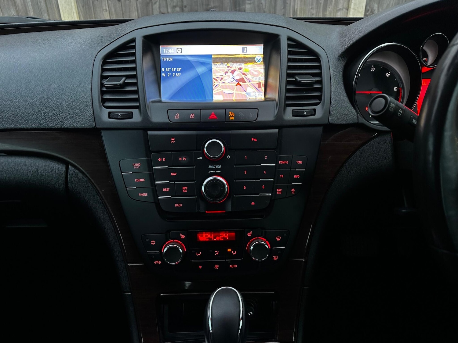 Used Vauxhall Insignia 2011 for sale - 77737358: Photo 57