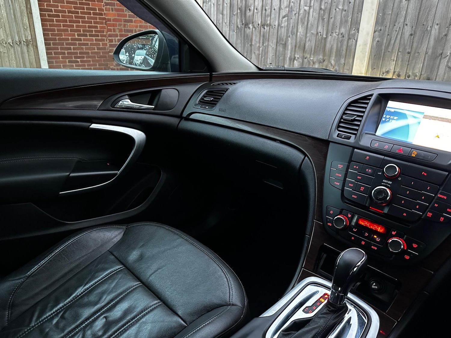 Used Vauxhall Insignia 2011 for sale - 77737358: Photo 65