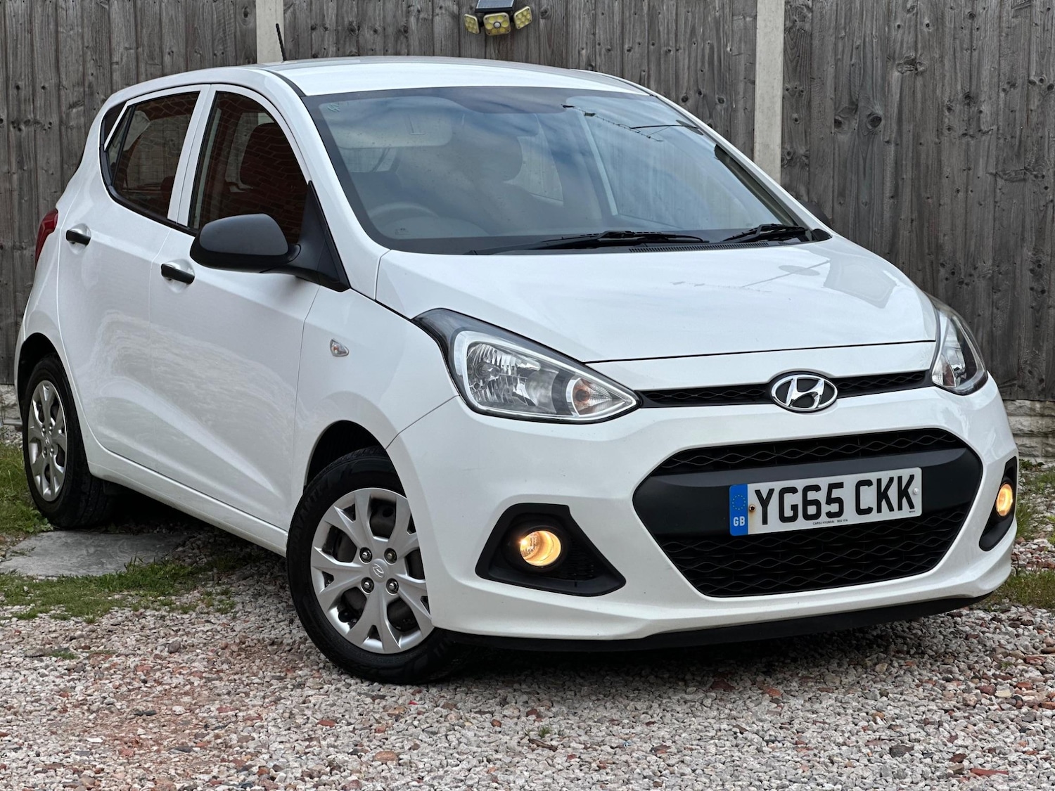 Used Hyundai i10 2015 for sale - 76013435: Photo 1