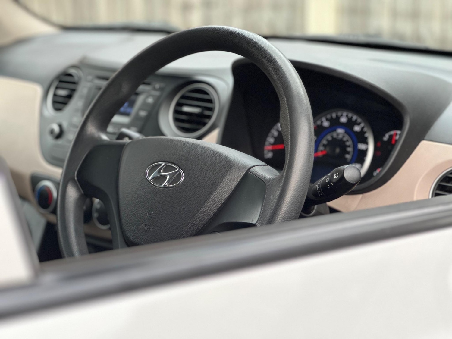 Used Hyundai i10 2015 for sale - 76013435: Photo 17