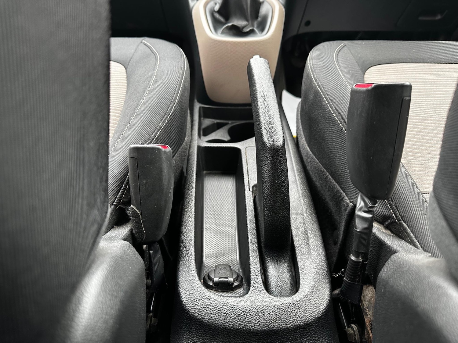 Used Hyundai i10 2015 for sale - 76013435: Photo 31