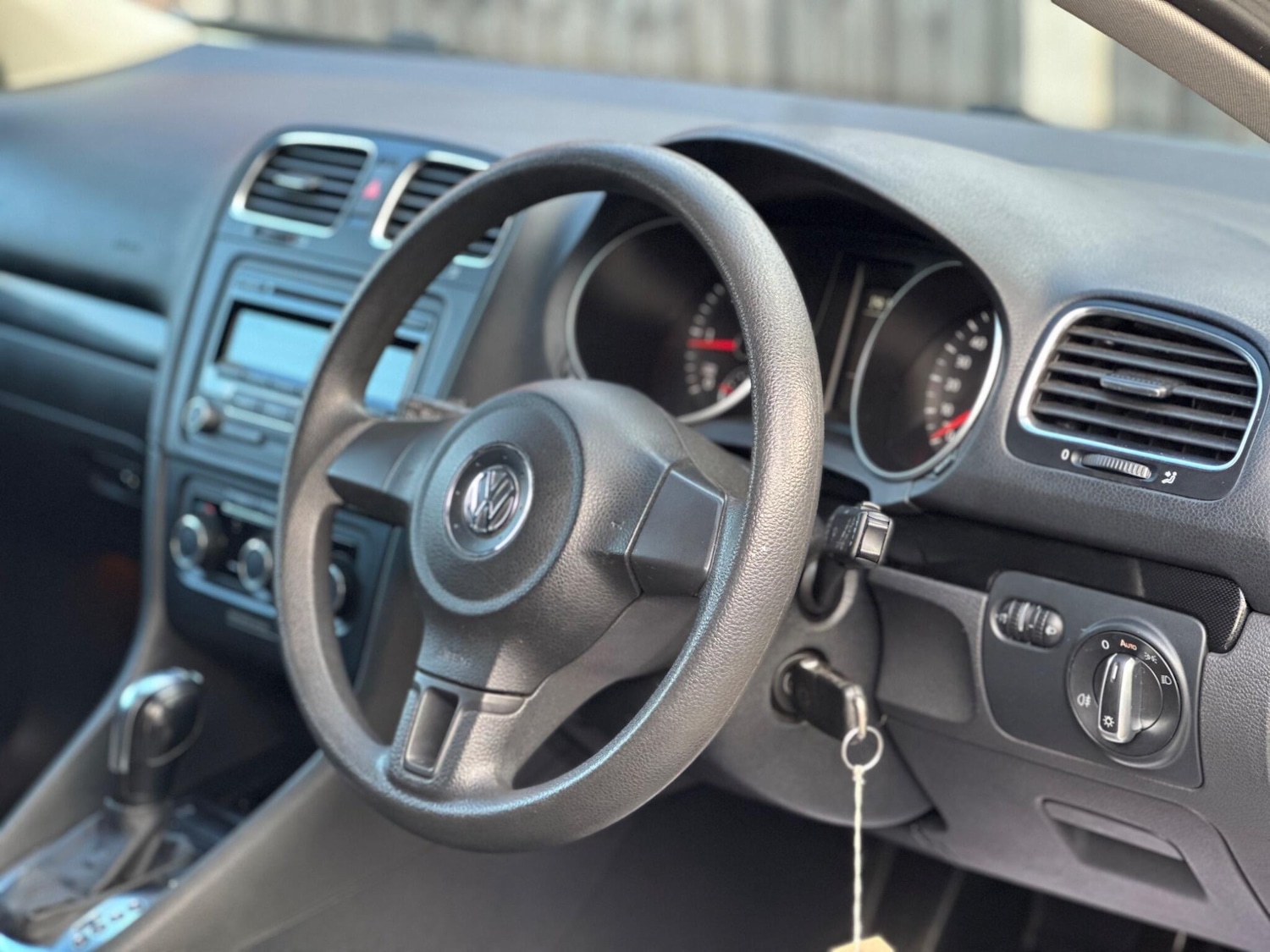 Used Volkswagen Golf 2011 for sale - 77377104: Photo 21