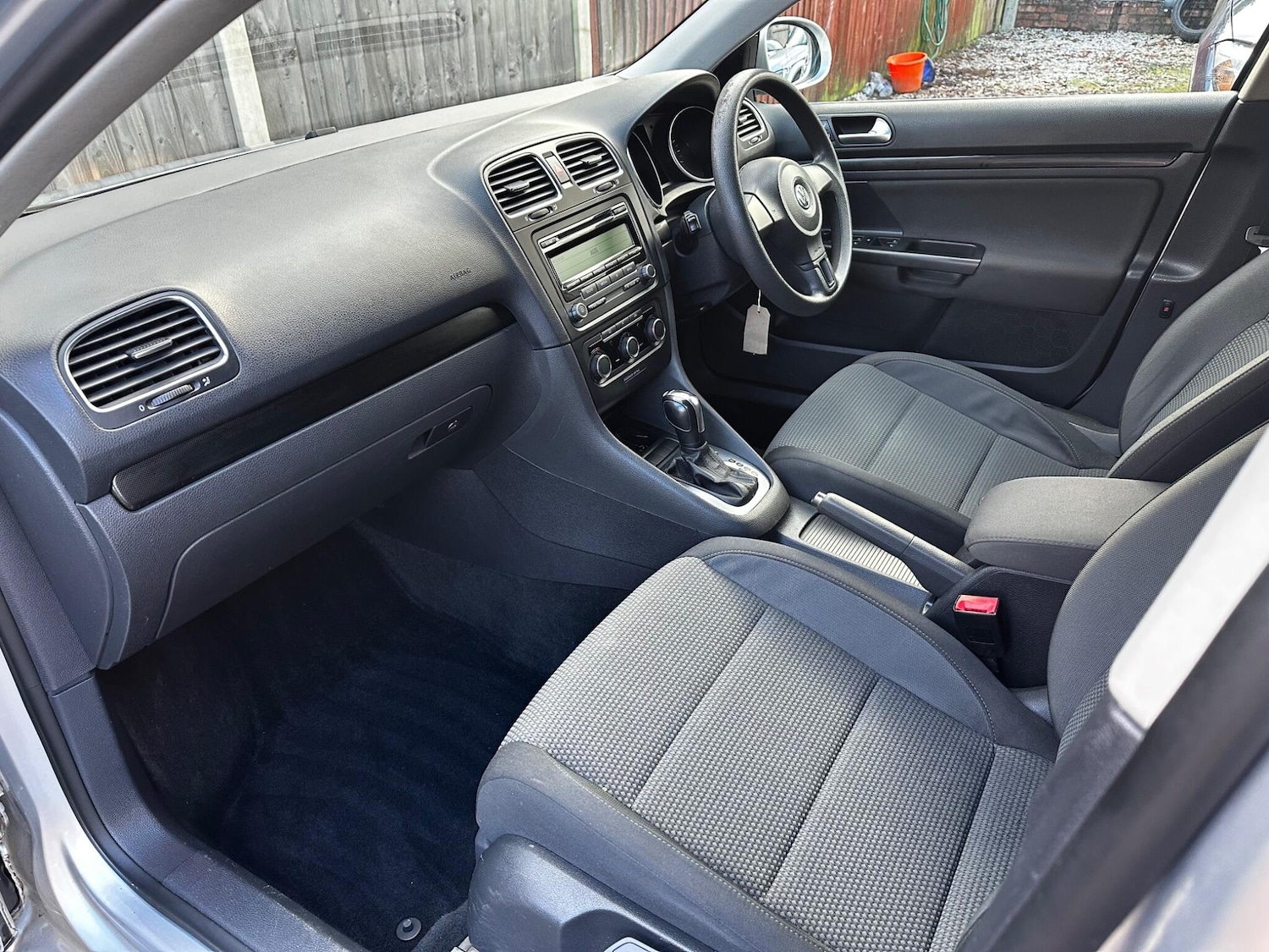 Used Volkswagen Golf 2011 for sale - 77377104: Photo 29