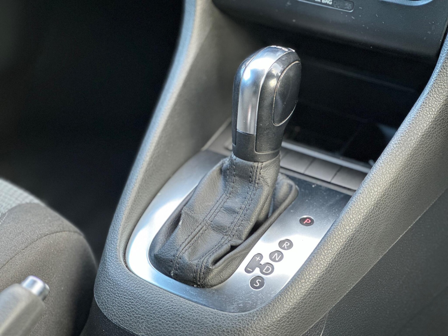 Used Volkswagen Golf 2011 for sale - 77377104: Photo 46