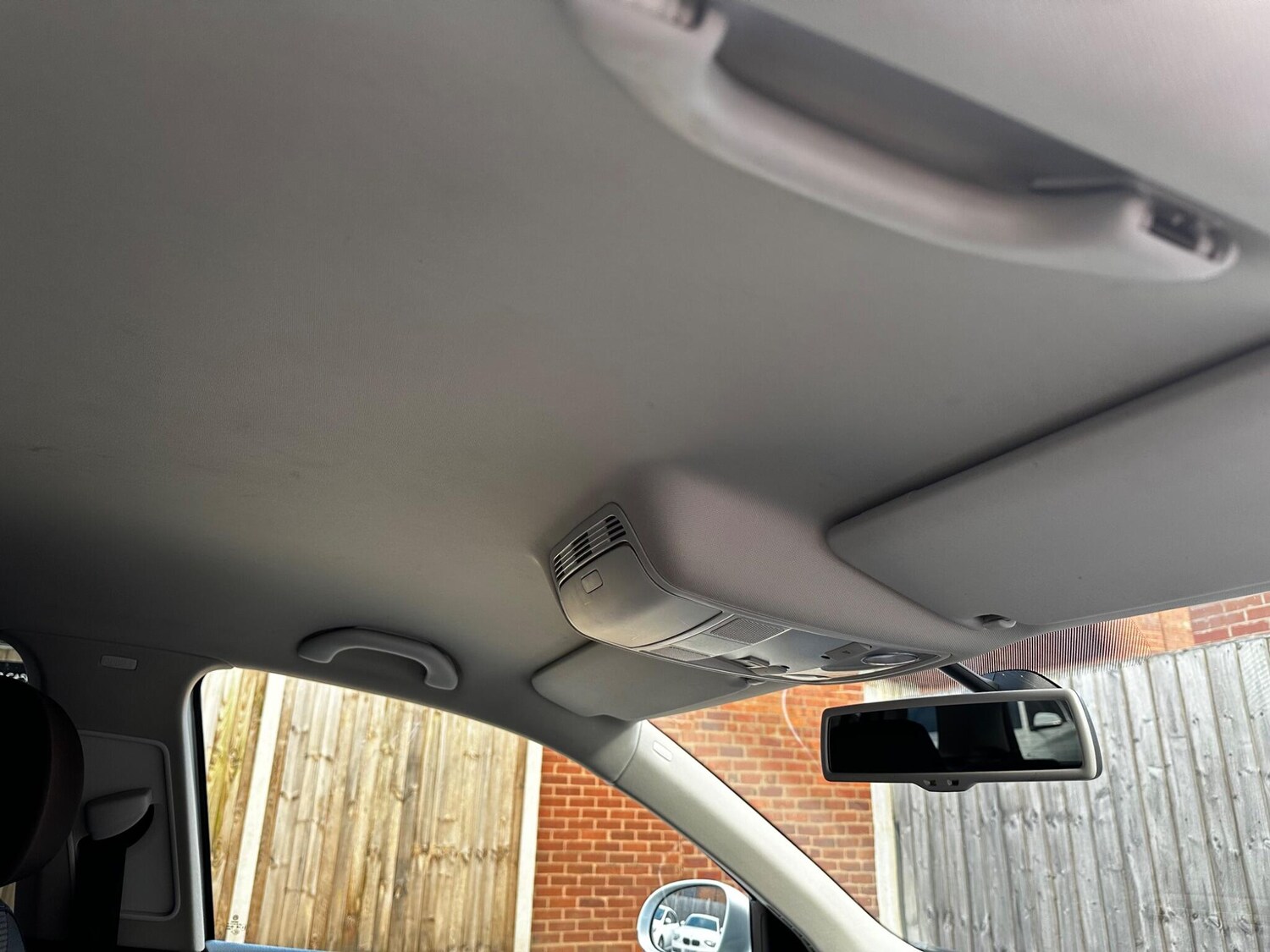 Used Volkswagen Golf 2011 for sale - 77377104: Photo 47