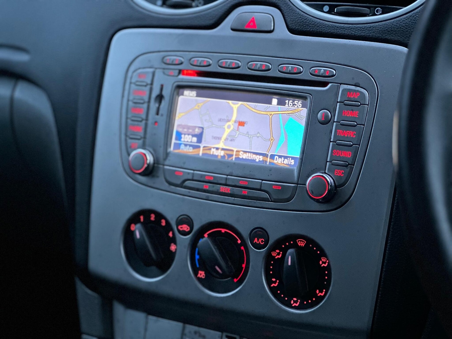 Used Ford Focus 2011 for sale - 77395673: Photo 31