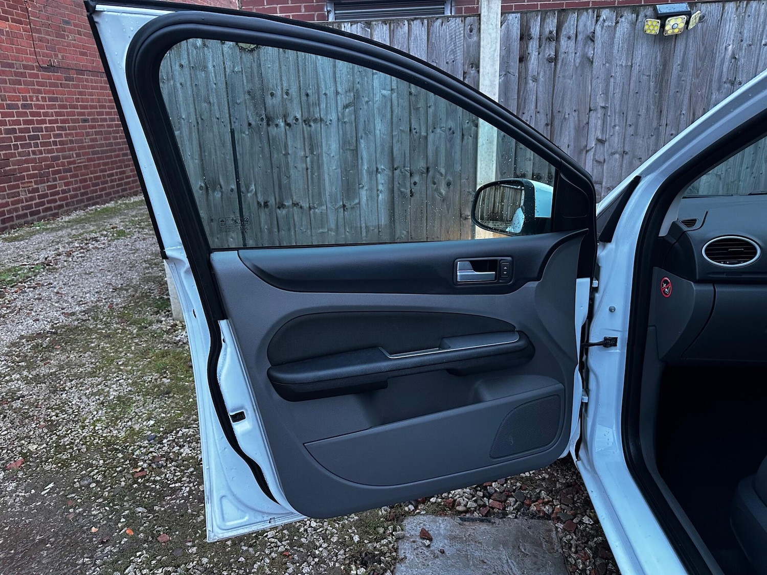 Used Ford Focus 2011 for sale - 77395673: Photo 36