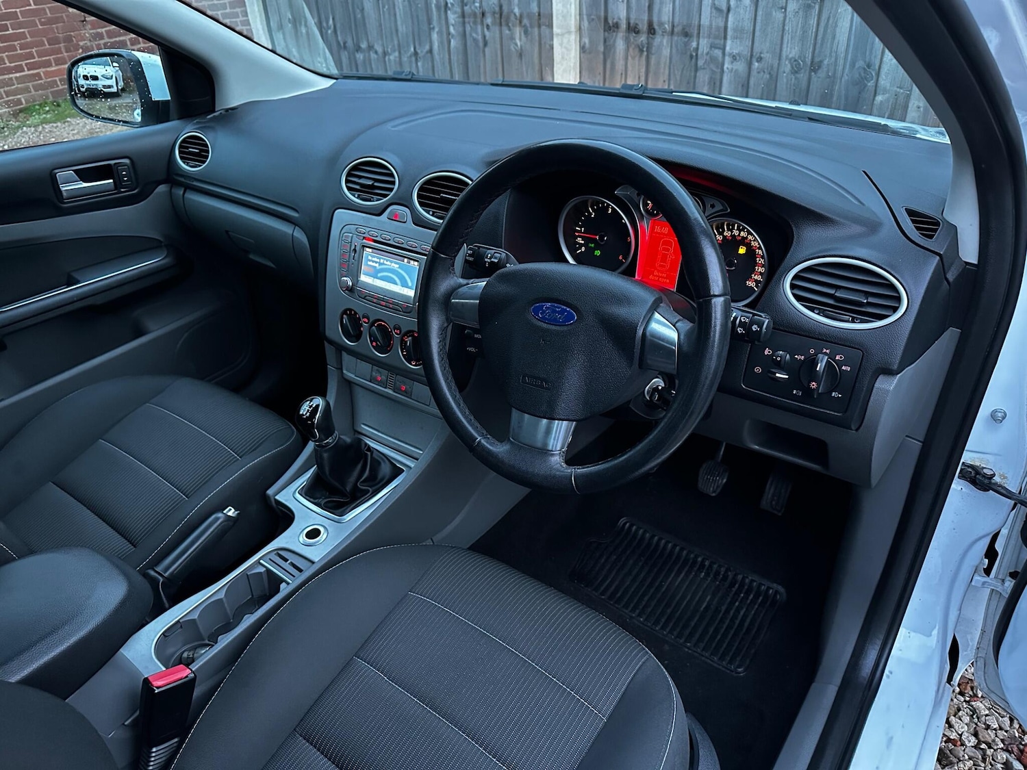 Used Ford Focus 2011 for sale - 77395673: Photo 44