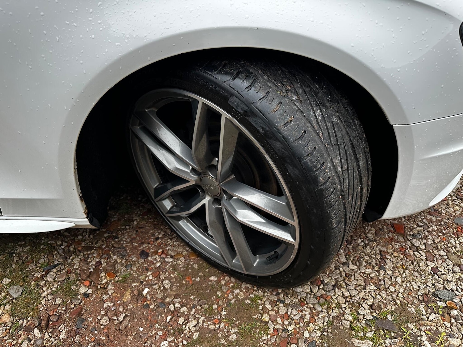 Used Audi A4 2010 for sale - 76995324: Photo 15