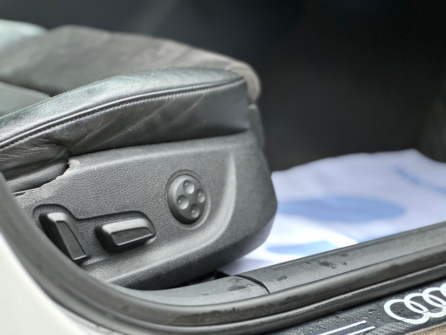 Used Audi A4 2010 for sale - 76995324: Photo 39